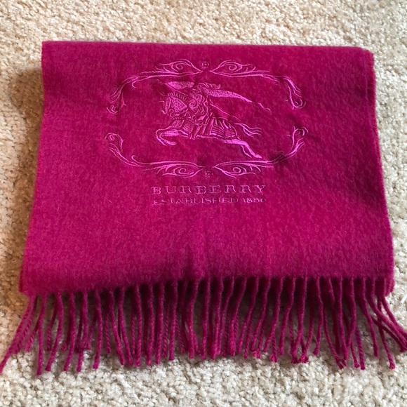 Burberry Accessories - Burberry Pink Cashmere scarf